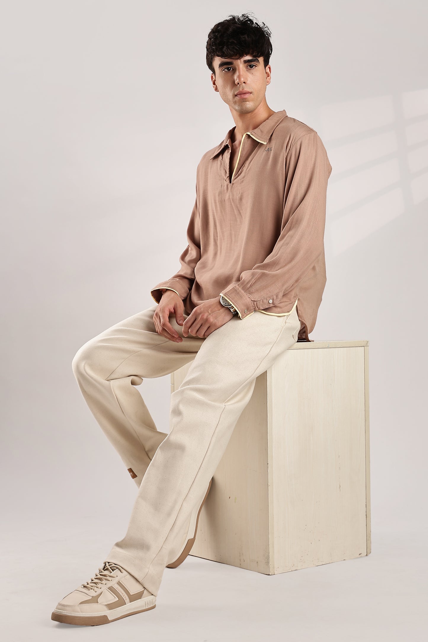 Circular Belt Single Pleated Straight Pants