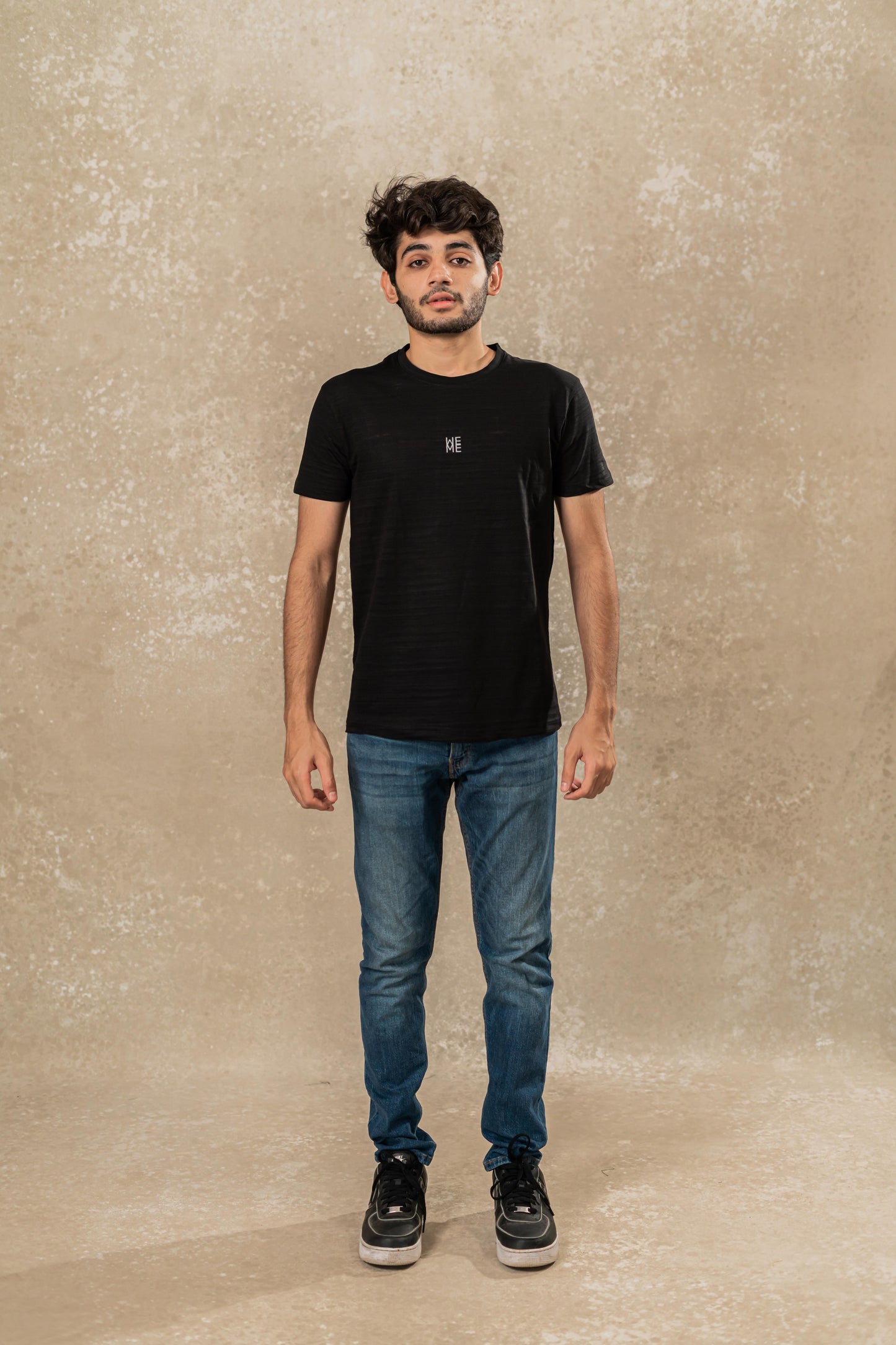 WeMe Round Neck T-shirt 'Black'