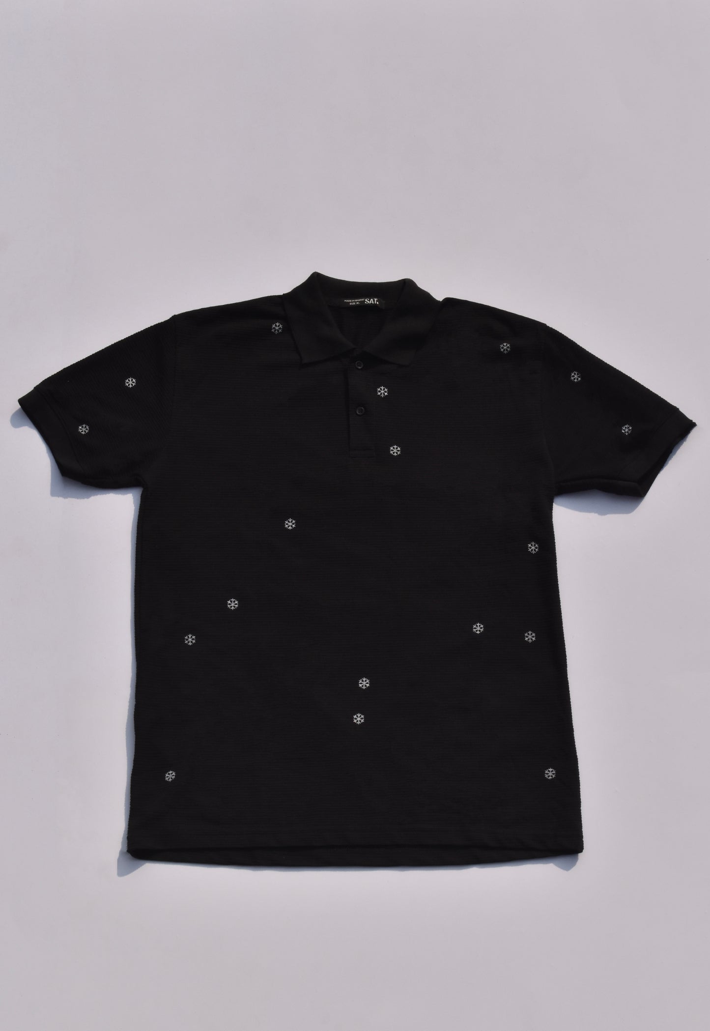 Button Snowflake Polo T-shirt