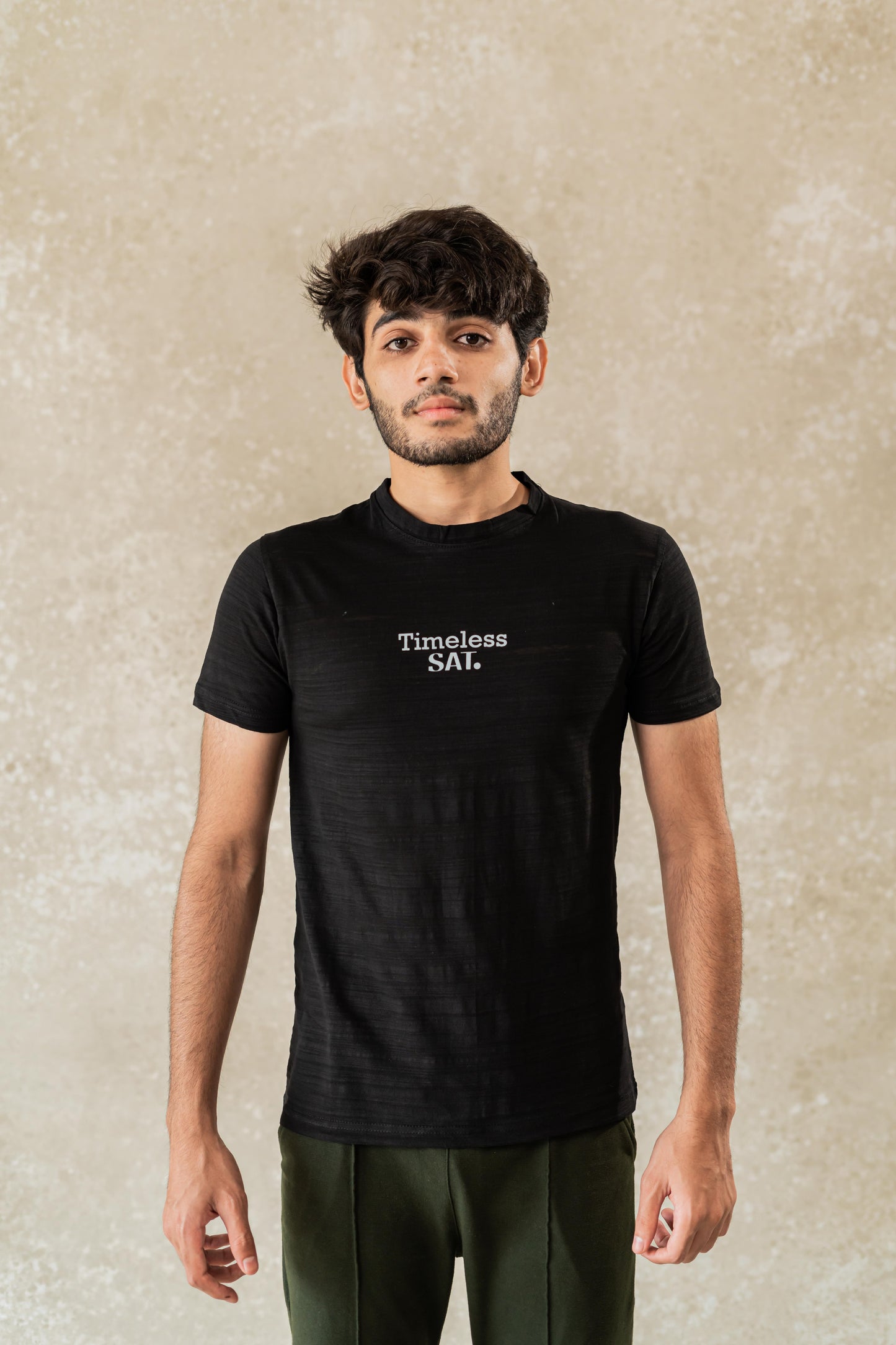 Timeless Round Neck T-Shirt - Black