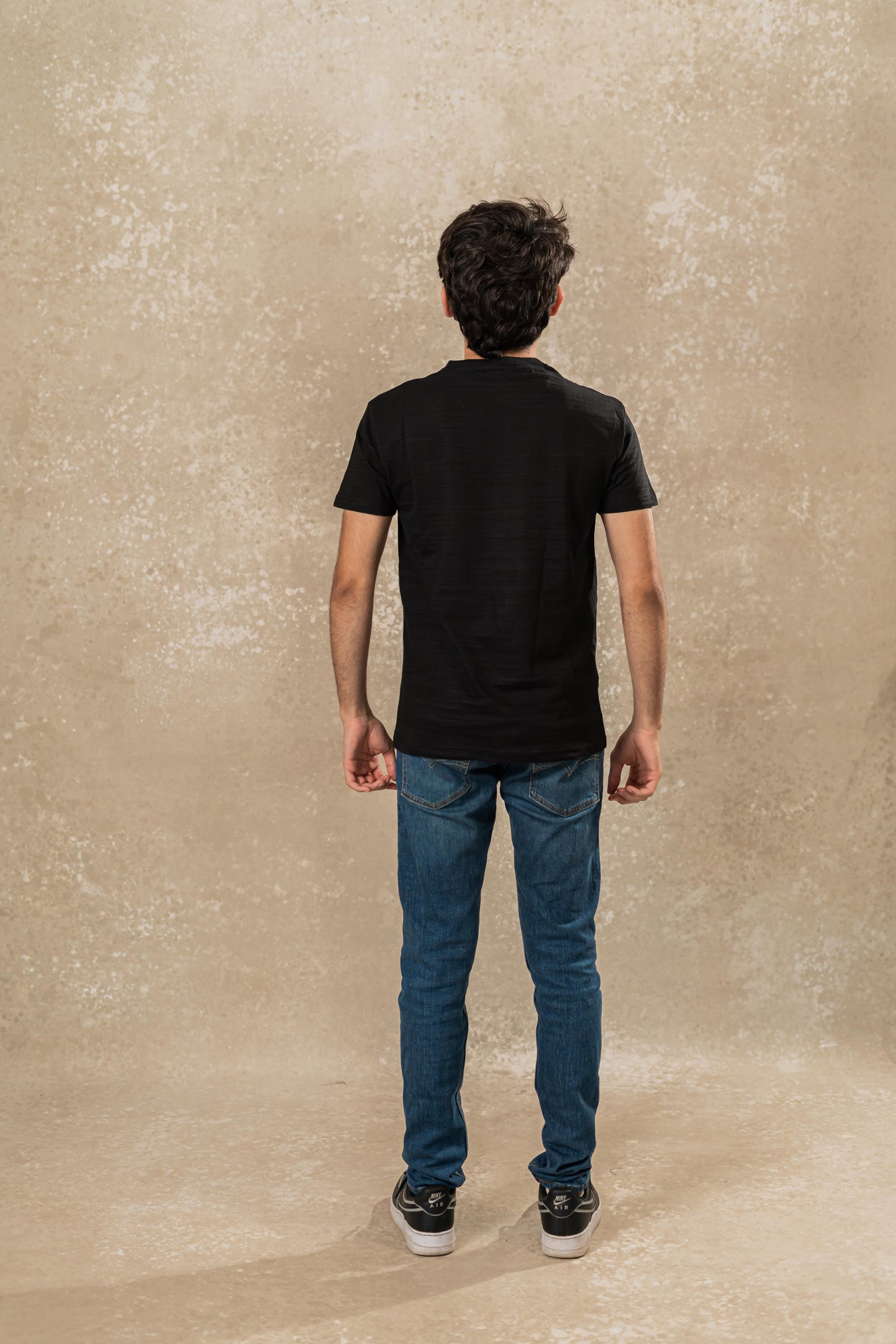 WeMe Round Neck T-shirt 'Black'