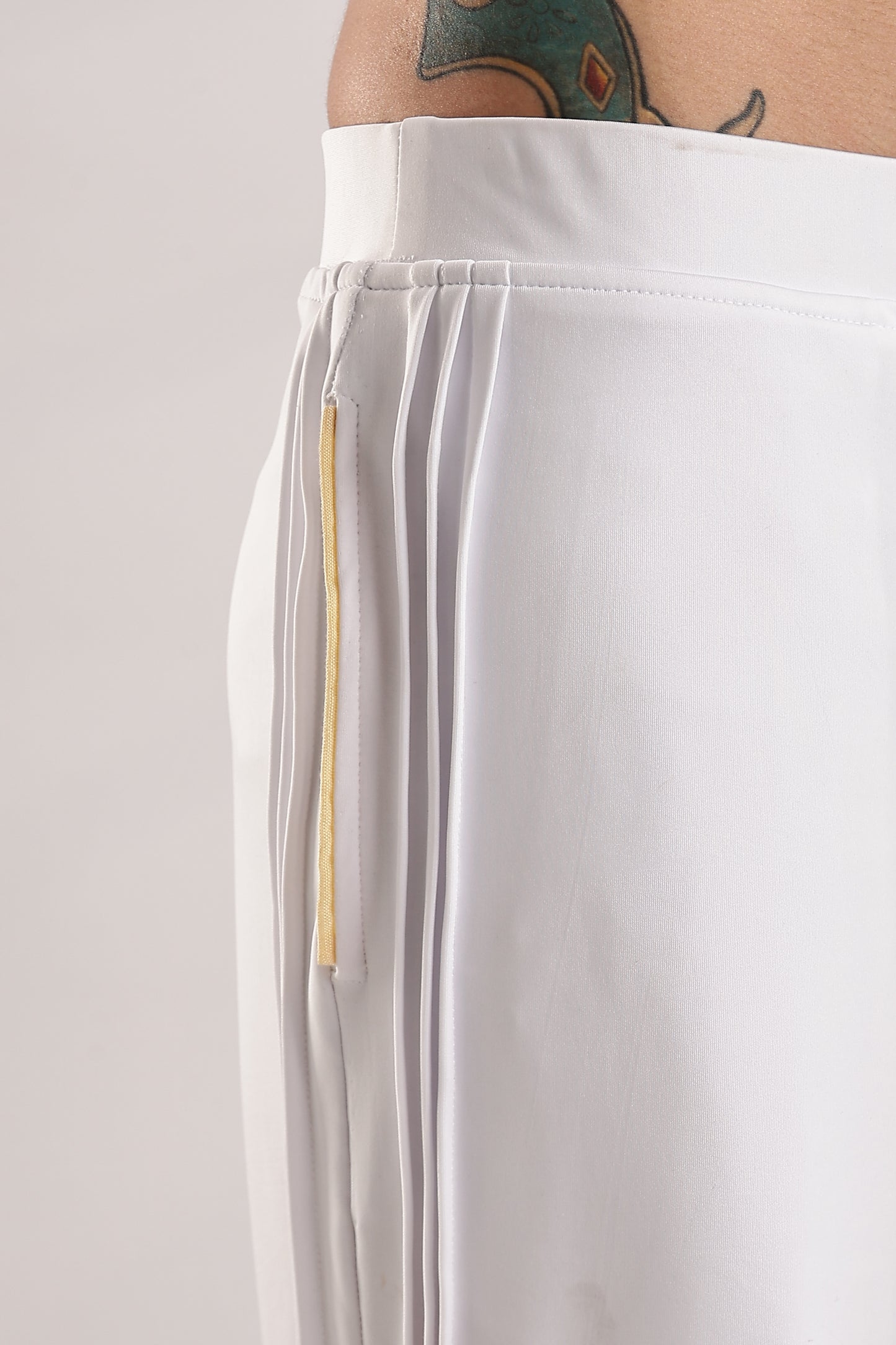 Self Design Tucks Pants - Super Soft Lycra 'White'