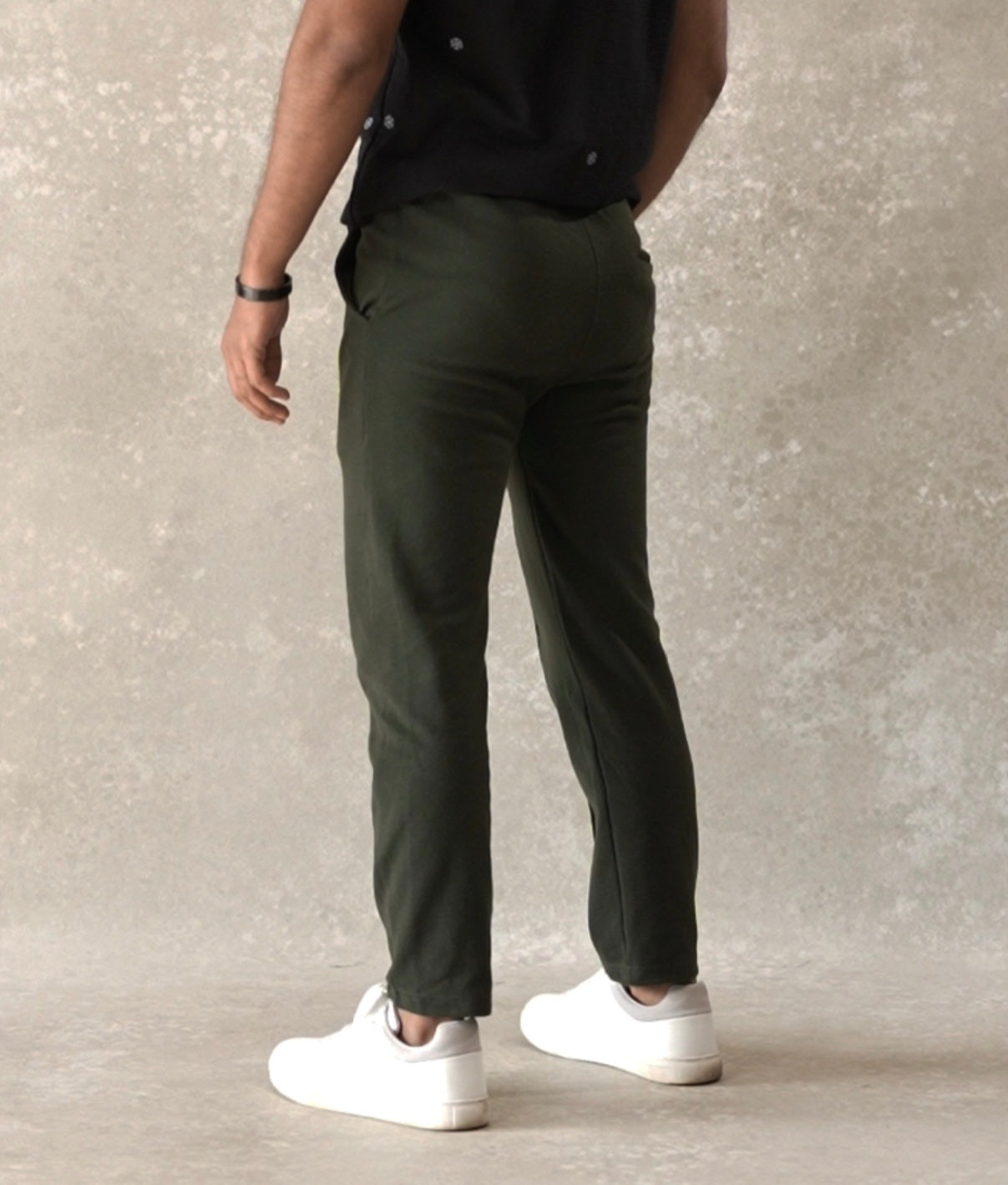 Olive Jogpants (High Waist)
